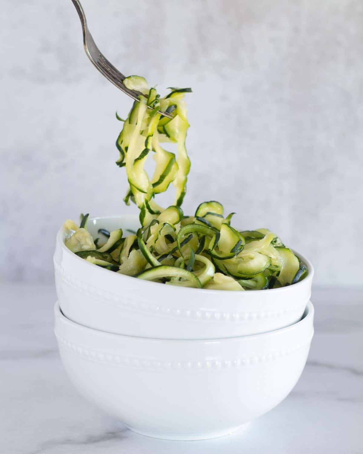 Spiralize Zucchini Noodles Or Zoodles Summer Dinner Ideas