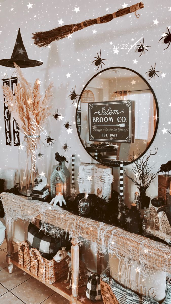 Hocus pocus Halloween mirror table