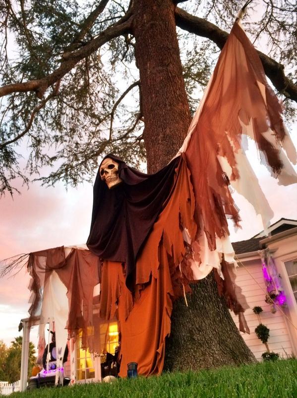 Outdoor Halloween Garden Decorations