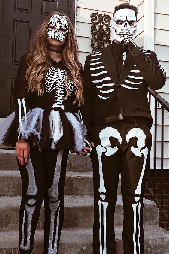 Couples Halloween Costumes