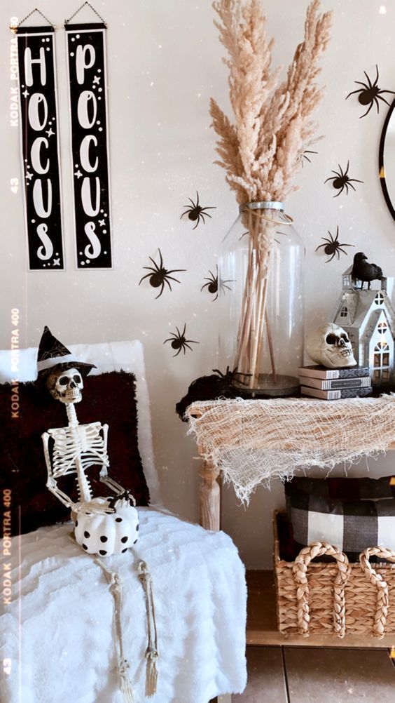 Spooky Skeleton Corner Decor