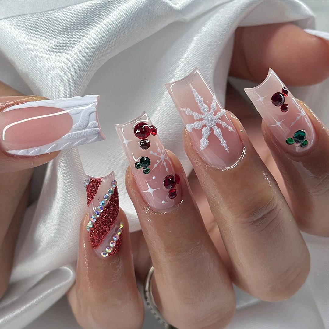 Simple Christmas Nail Ideas