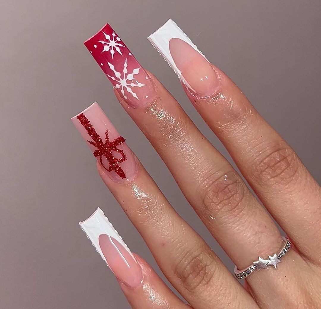 Simple Christmas Nail Ideas